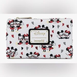 NWT ❤️ Loungefly Disney Mickey & Minnie Mouse Love AOP Zip Wallet